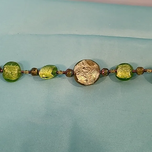 Beaded Necklace - Picture 5 of 9